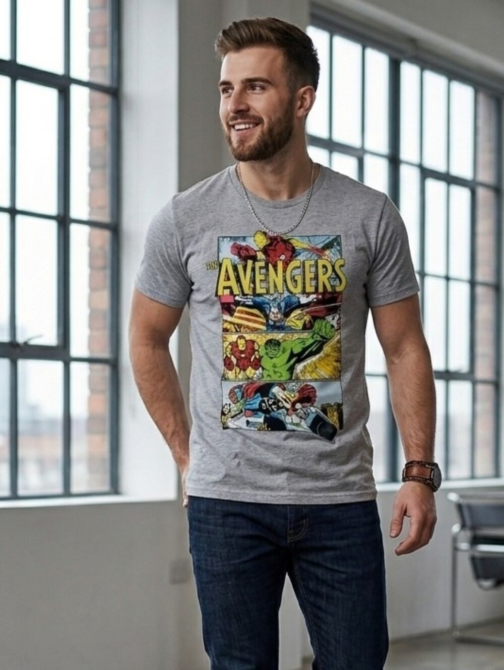 Marvel Avengers NWT Men’s Graphic T-Shirt – Size L